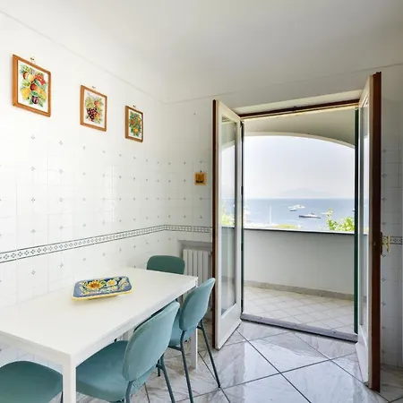 בית נופש Emozioni Capresi קאפרי