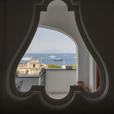 Emozioni Capresi בית נופש קאפרי